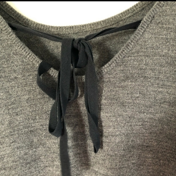 Anthro ANGEL of the NORTH gray sweater floral M - Picture 5 of 14